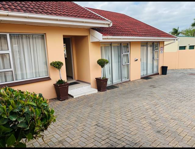 14 BEDROOM BED & BREAKFAST FOR SALE IN AMALINDA